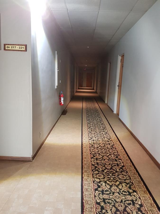 Beaver Hotel North Battleford Dış mekan fotoğraf